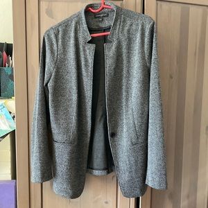 Banana Republic blazer, standing collar, black/grey houndstooth-like pattern, L